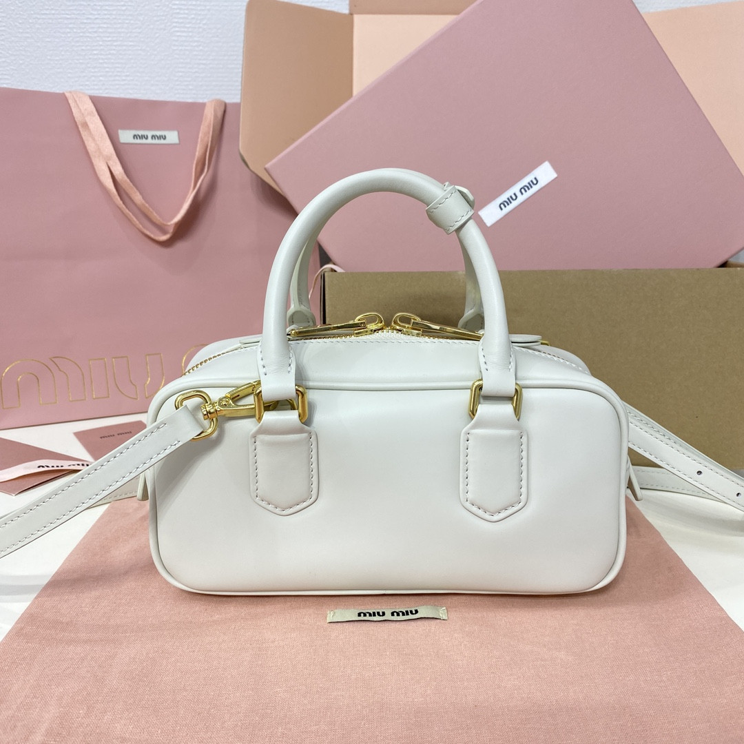 Miu Miu Arcadie leather bag  10.5x22x7.5cm