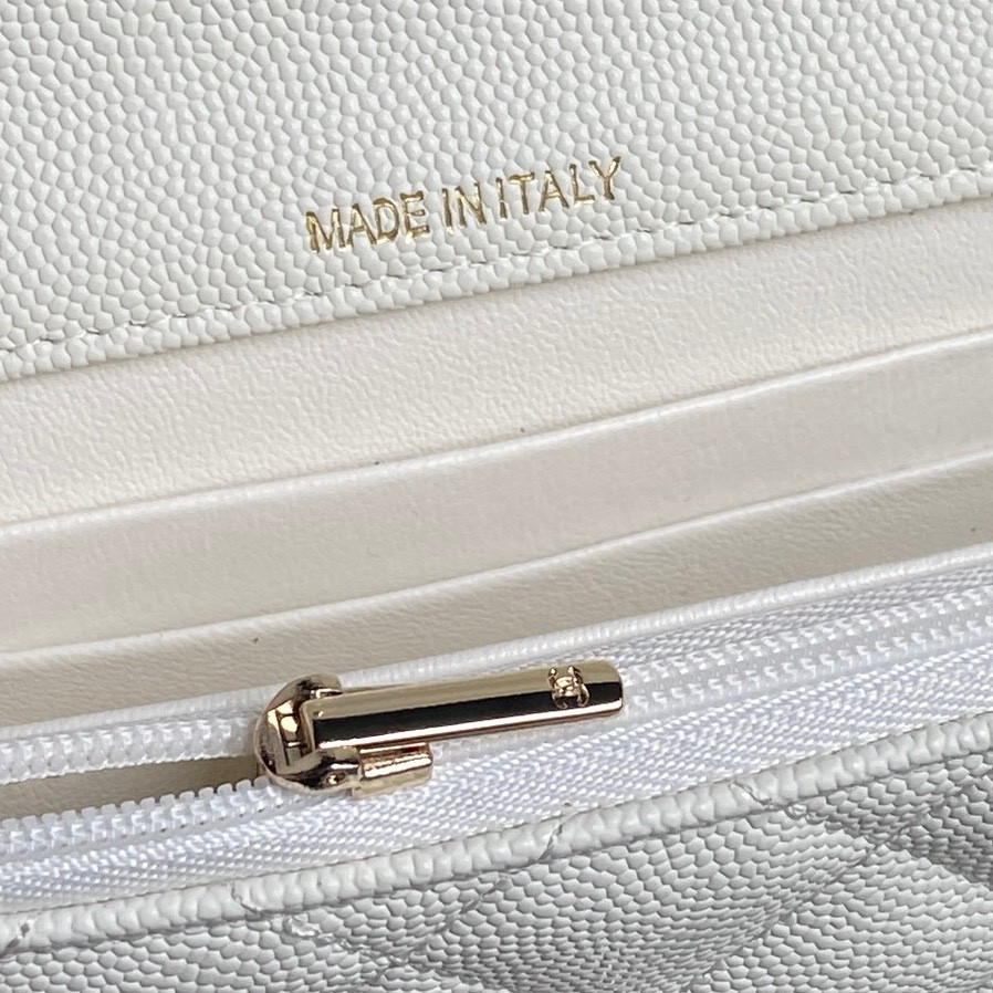 Ch*el 25c bags 14×18×3cm