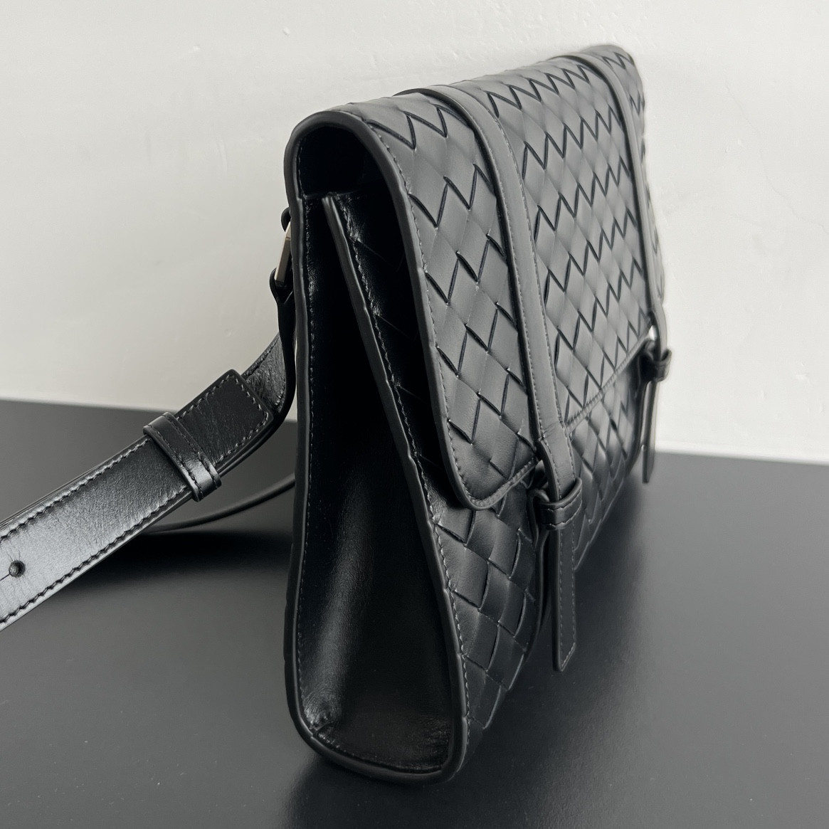 bo*te*ga Ve*ne*ta piccolo 30x21x6.6cm