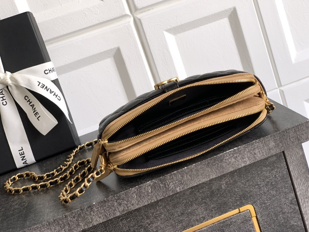 Ch*el zipped phone holder with chain ap4743 10x18x3cm