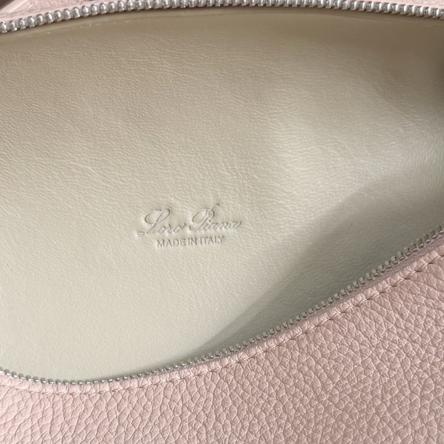 L**o p*ana extra pocket l19 11 x 19 x 6.5 cm